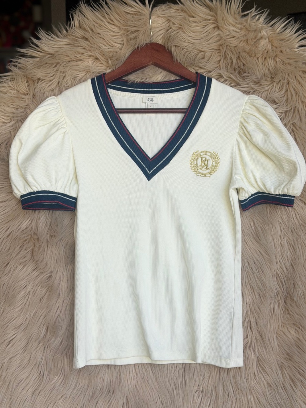 River Island • Puff Sleeve Uniform Tee • Cream • S